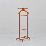 514456 Valet stand
